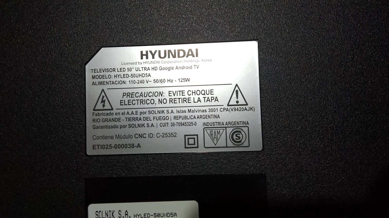Tv Hyundai Hyled-50uhd5a Con Pantalla Rota Para Repuestos