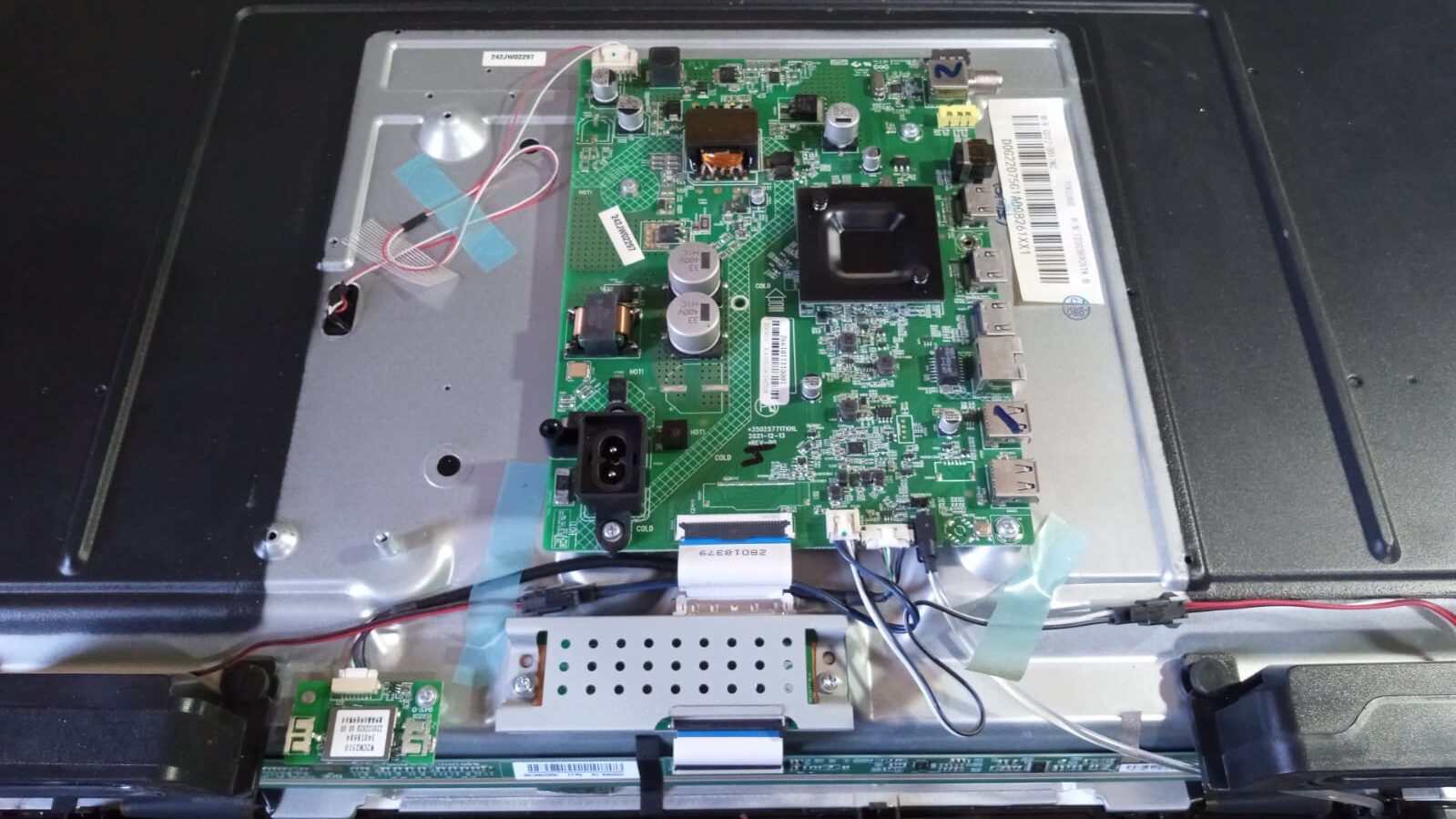 Repuestos De Tv Smart Bgh B3222k5 Con Pantalla Rota - Imagen 5