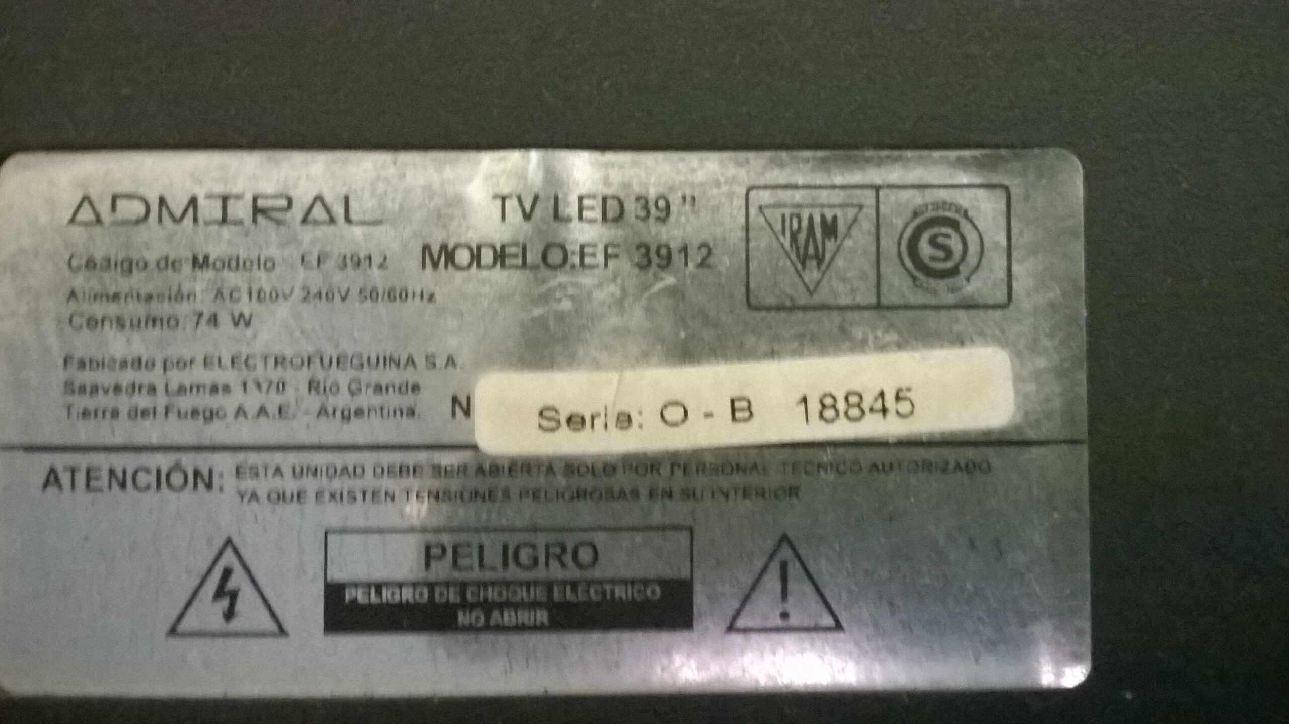 Tv Admiral Ef3912 Con Pantalla Rota. Para Sacar Repuestos.